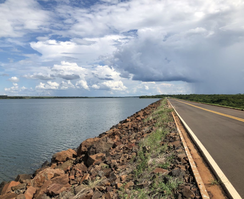 Estabilidade e Percolação em Barragens